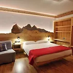 Des Alpes Hotel 3*