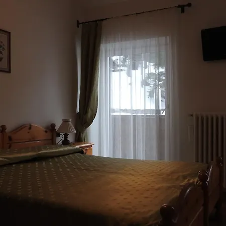 Des Alpes Hotel 3*