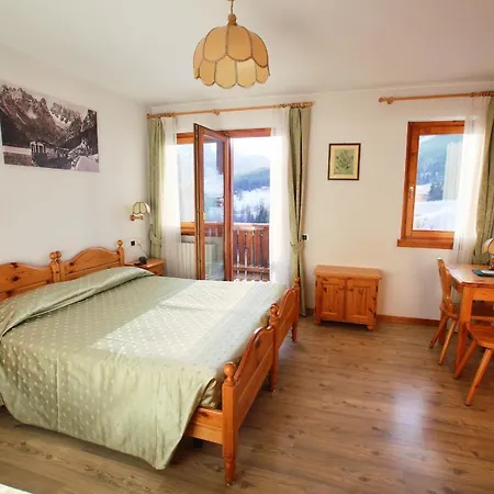 Hotel Des Alpes 3*