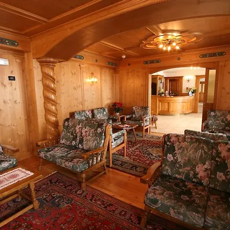 Des Alpes Hotel