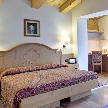 Des Alpes Hotel