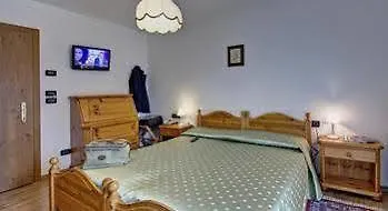 Des Alpes Hotel