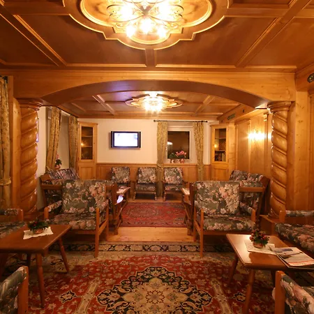 Des Alpes Hotel Cortina dʼAmpezzo