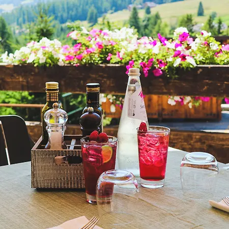 Des Alpes Hotel